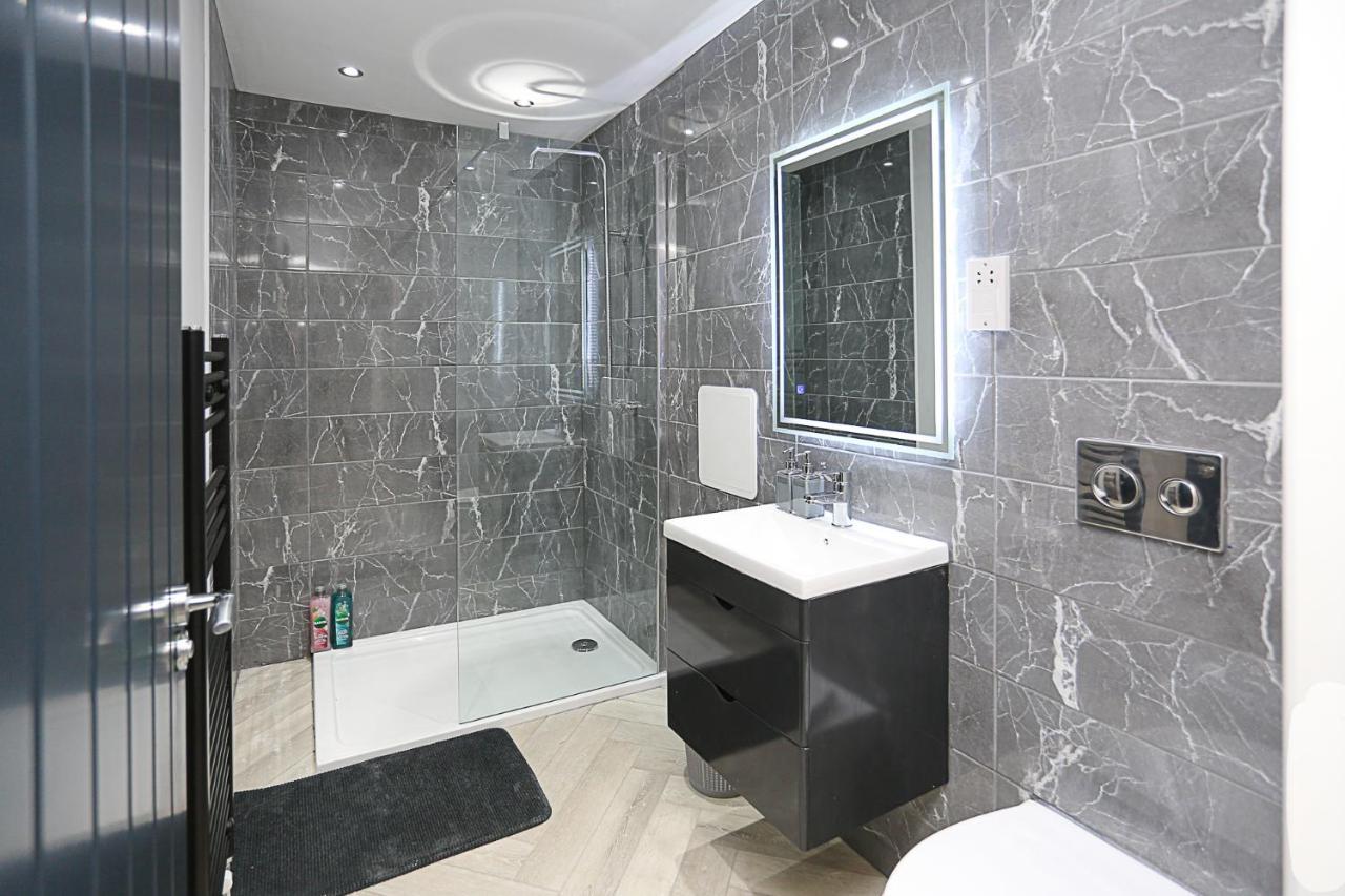 No1 Luxury Service Apartments Belfast Bagian luar foto